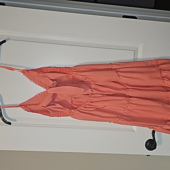 Sundress - Picture 3 of 4